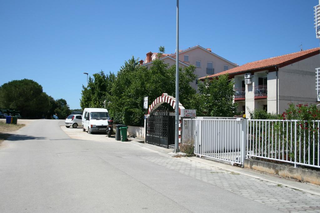 Apartments Nea Rovinj Buitenkant foto
